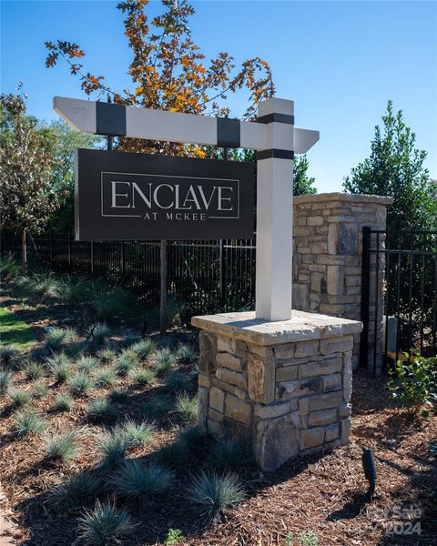 5704 Heirloom Crossing Court Charlotte NC 28270