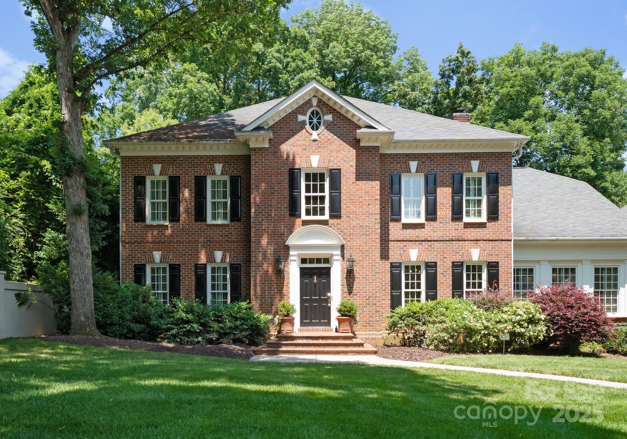 4301 Fairview Oaks Drive