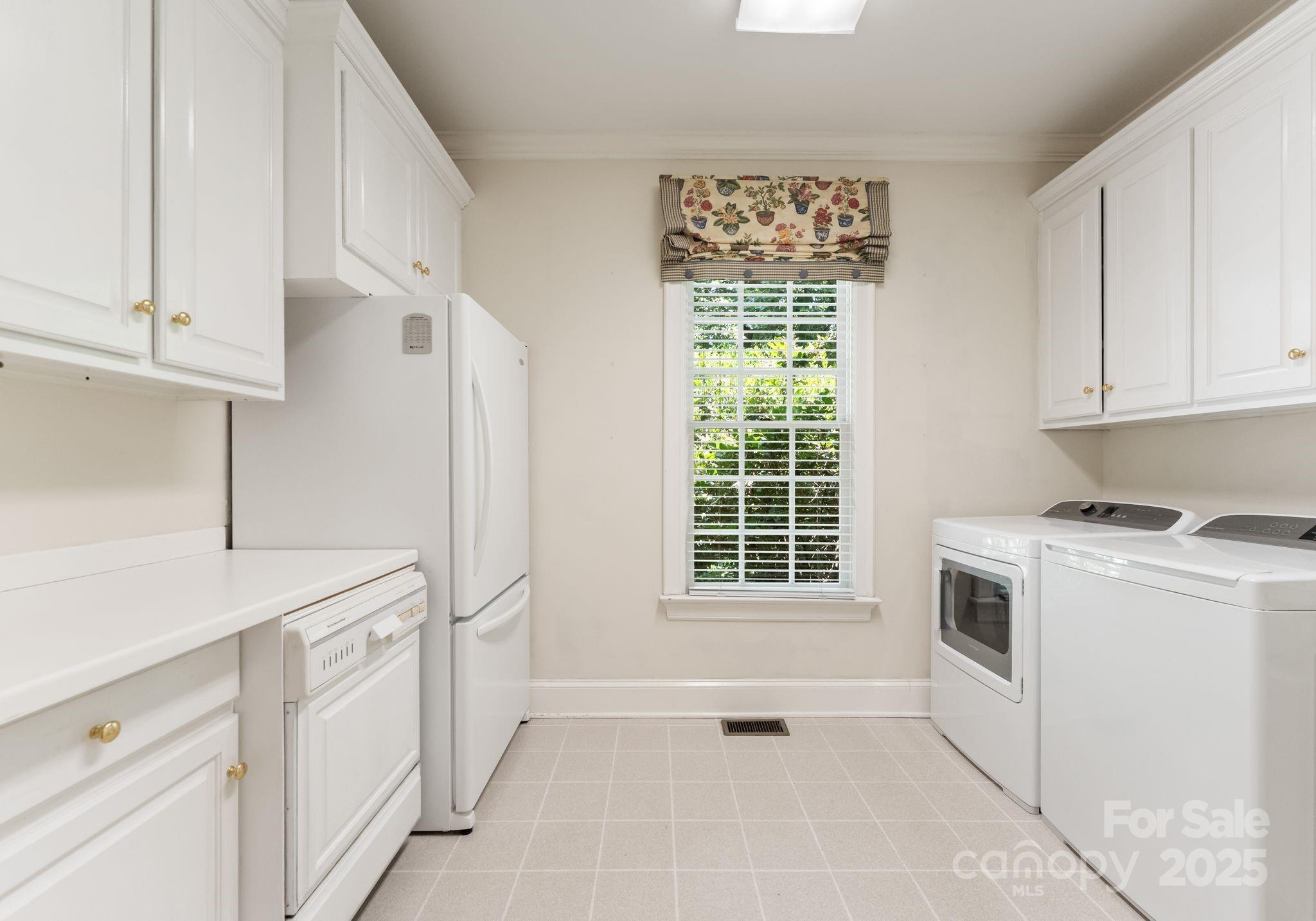 Fairview Oaks - Residential