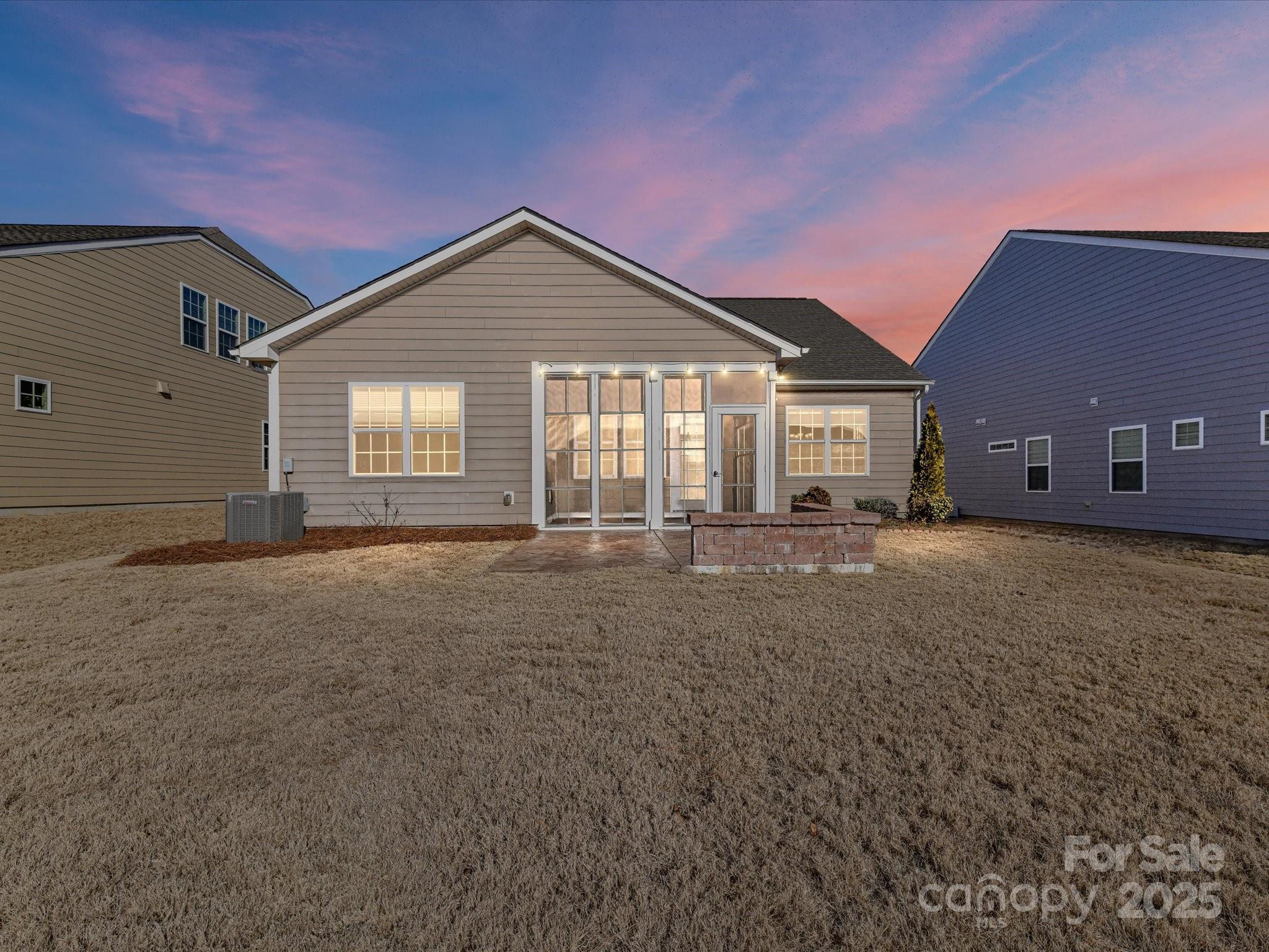 Tree Tops - Residential