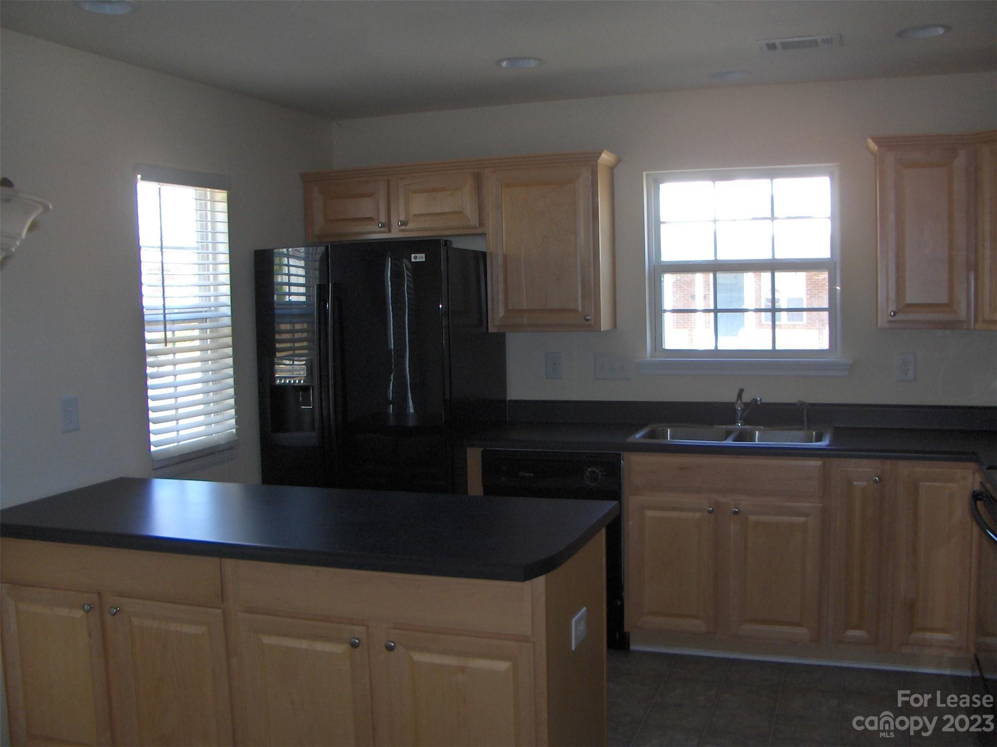 Lexington Commons - Residential Lease