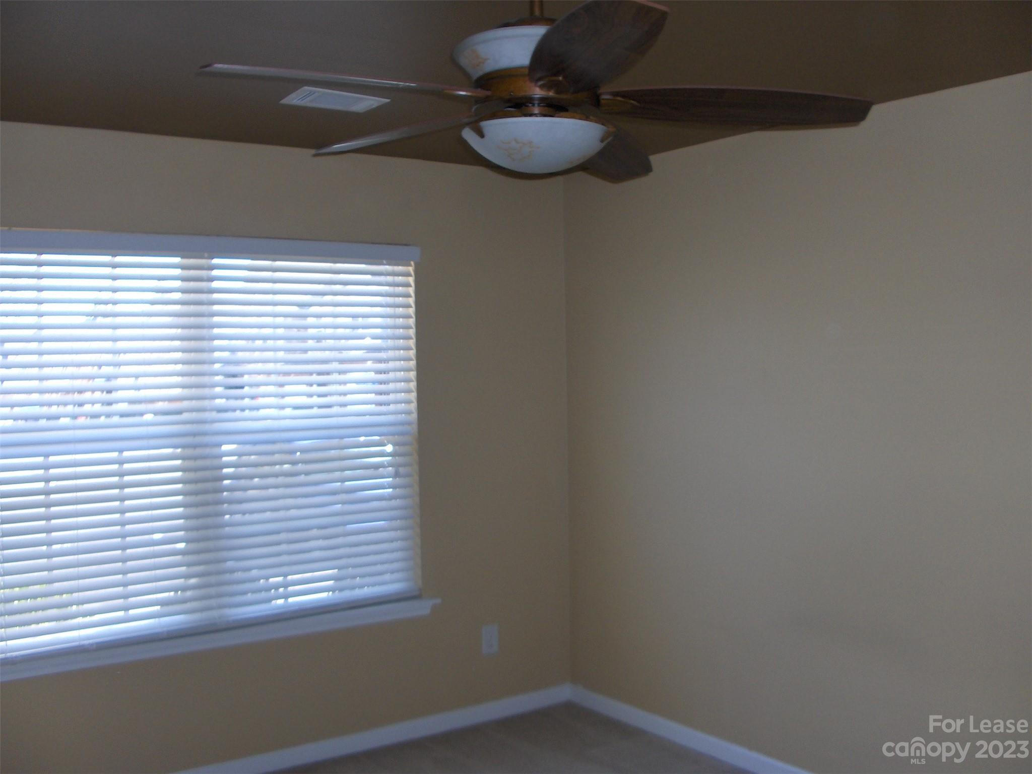 Lexington Commons - Residential Lease