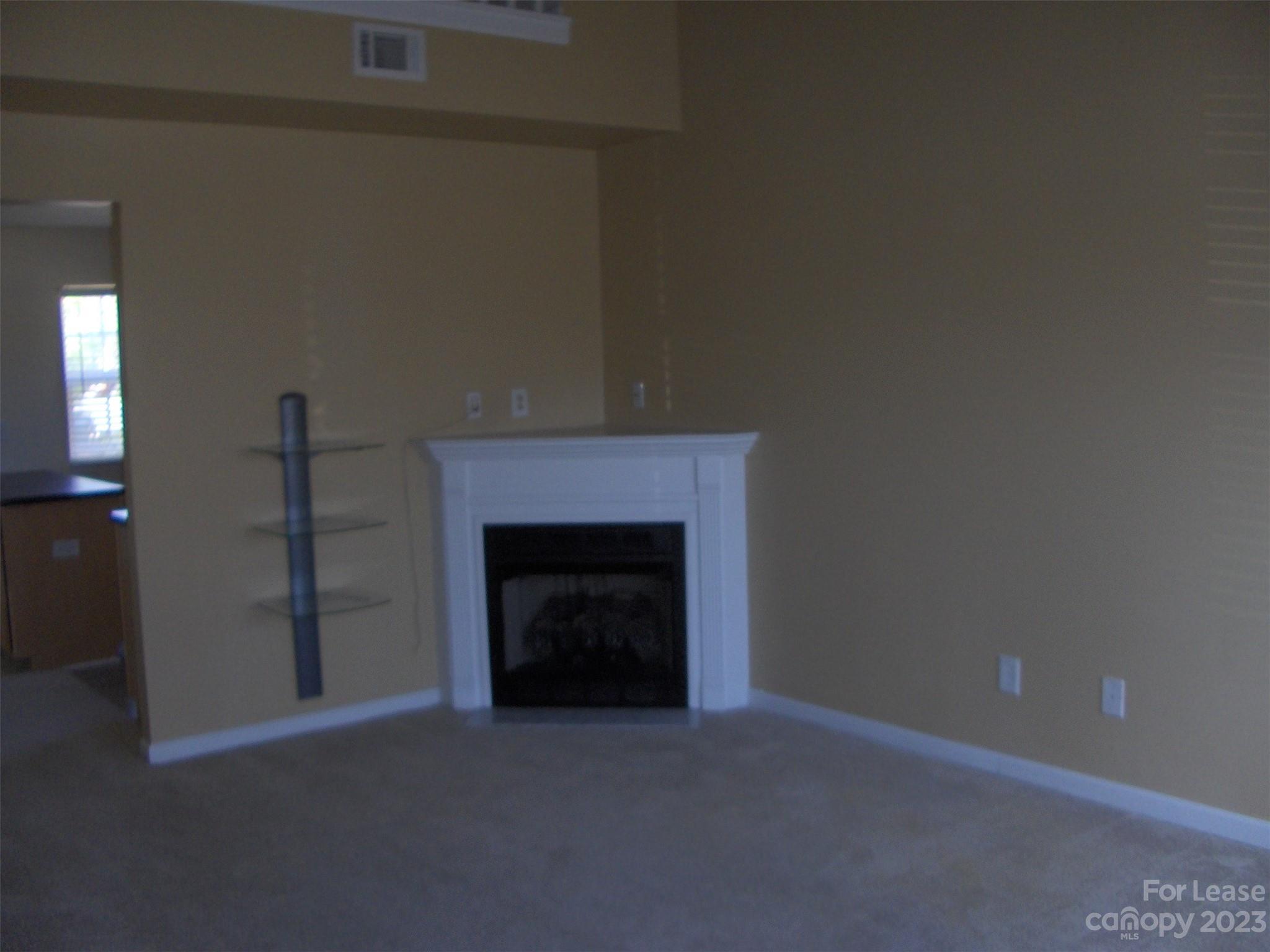 Lexington Commons - Residential Lease