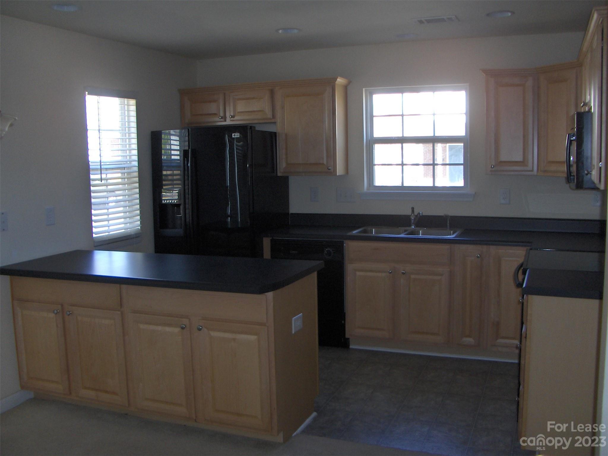 Lexington Commons - Residential Lease