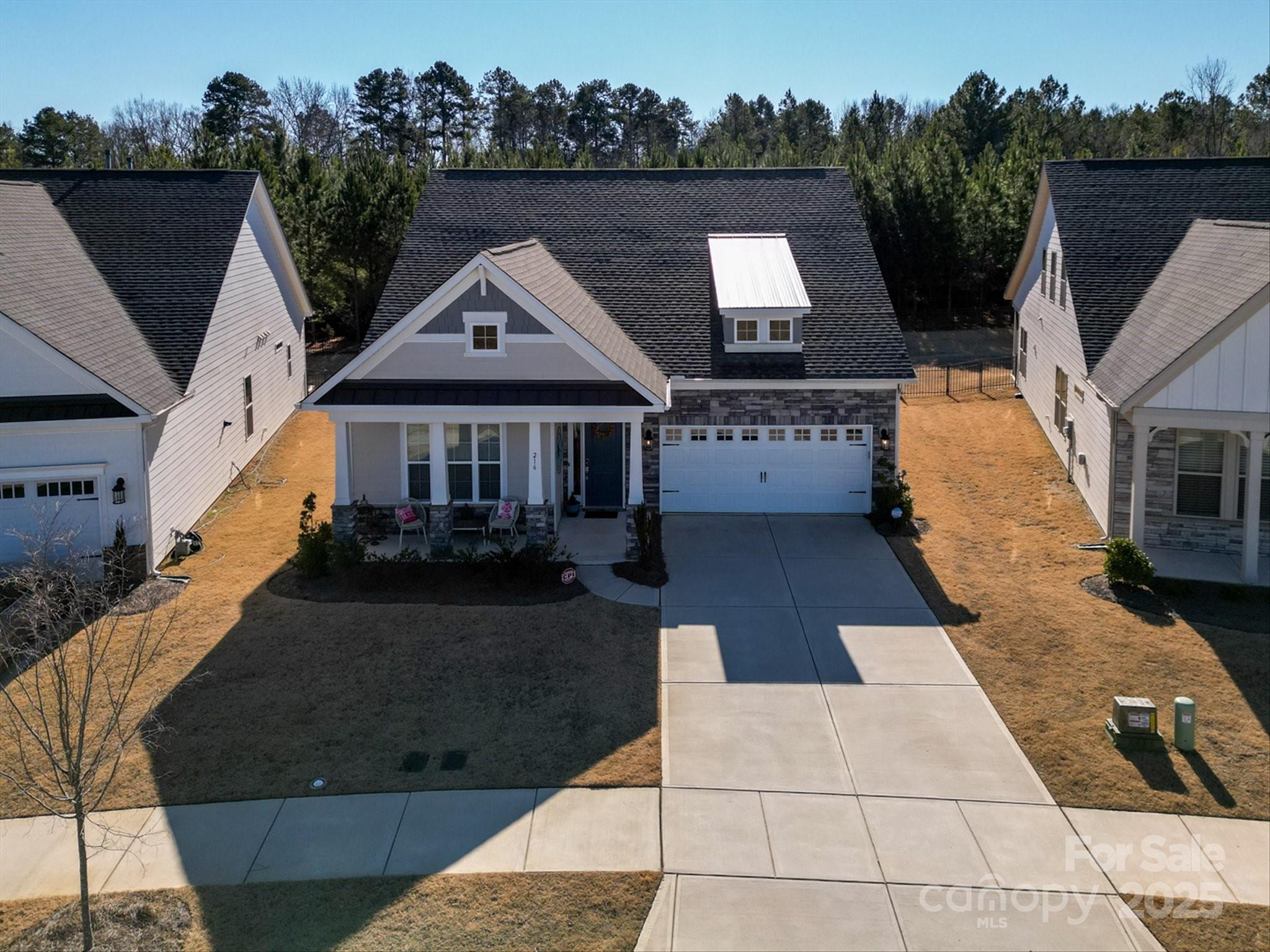 216 Portrait Way