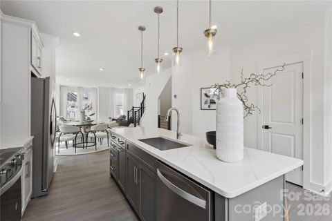 3700 S Tryon Street 31 Charlotte NC 28217