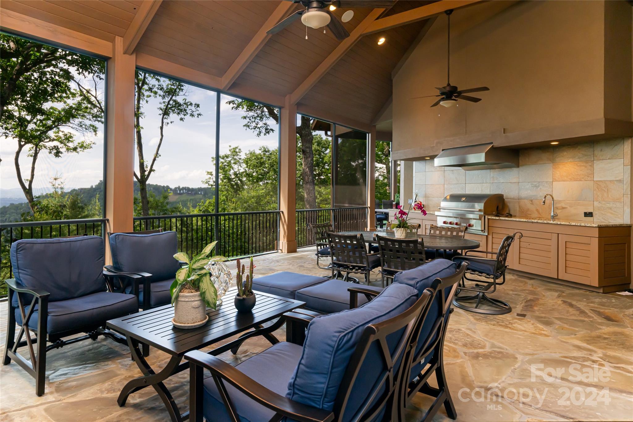 Reynolds Mountain - Residential