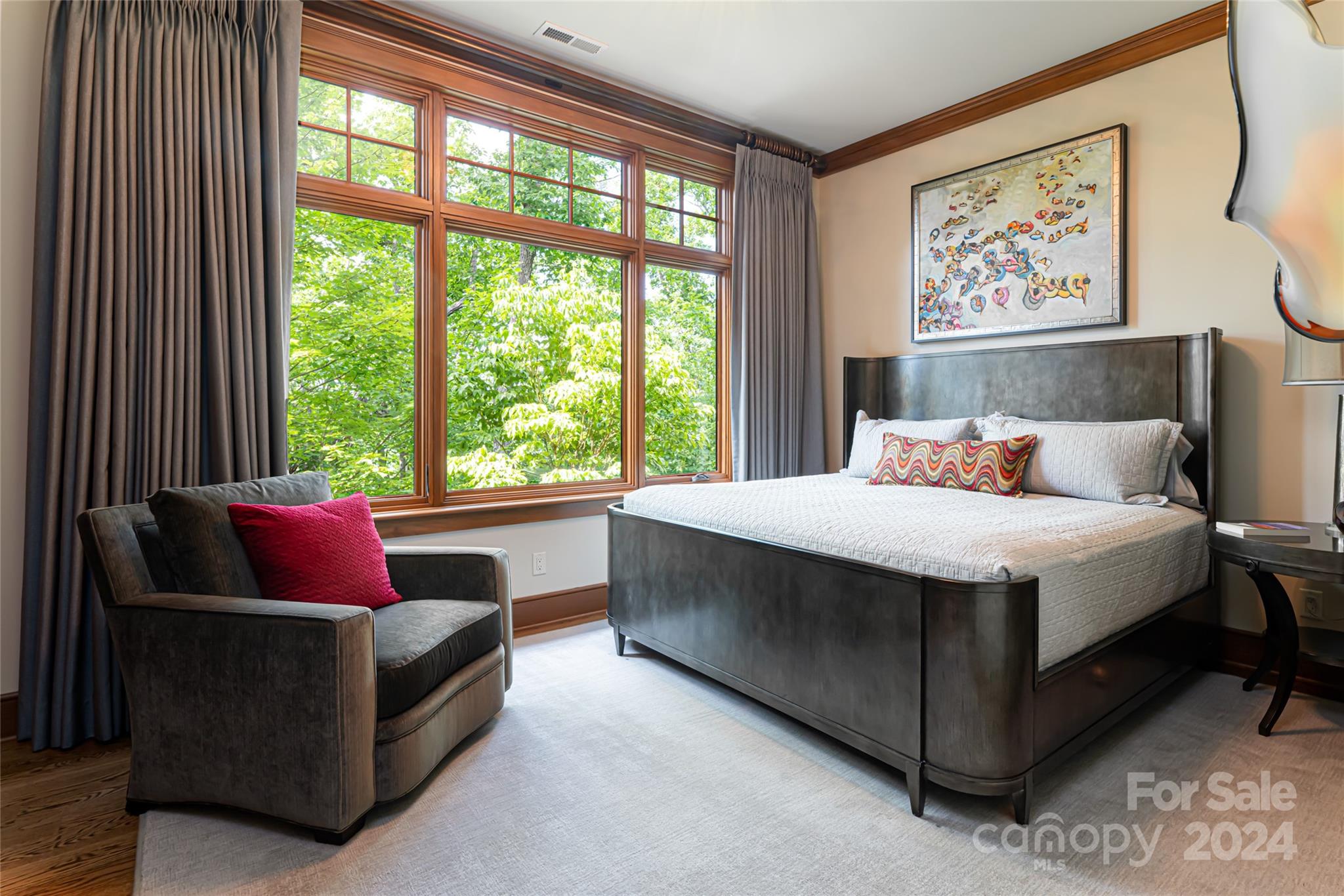 Reynolds Mountain - Residential