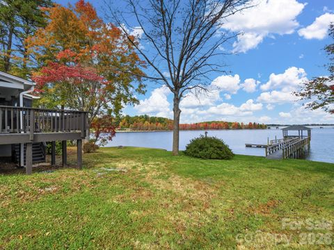 9115 Clement Circle Terrell NC 28682