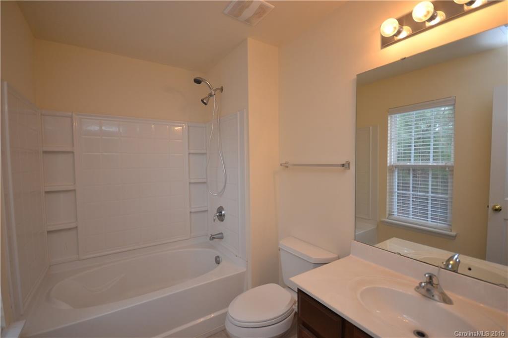 Oakbrooke - Residential Lease