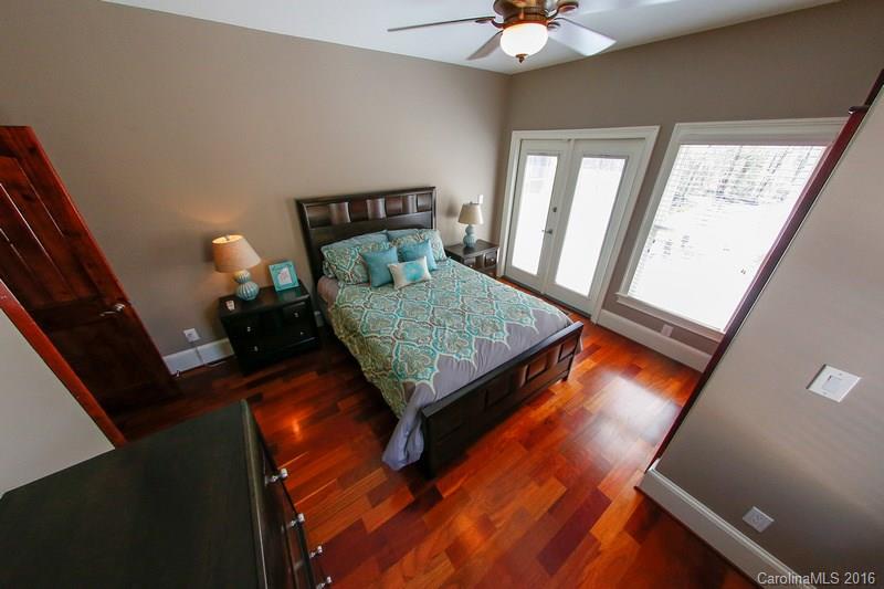 Mallard Pointe - Residential