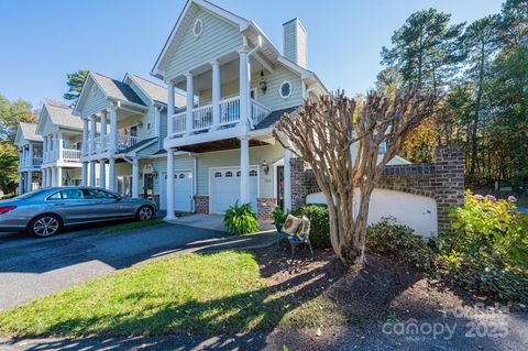 Photo of 1364 21st Avenue NE, Hickory, NC 28601 (MLS # 4319110)