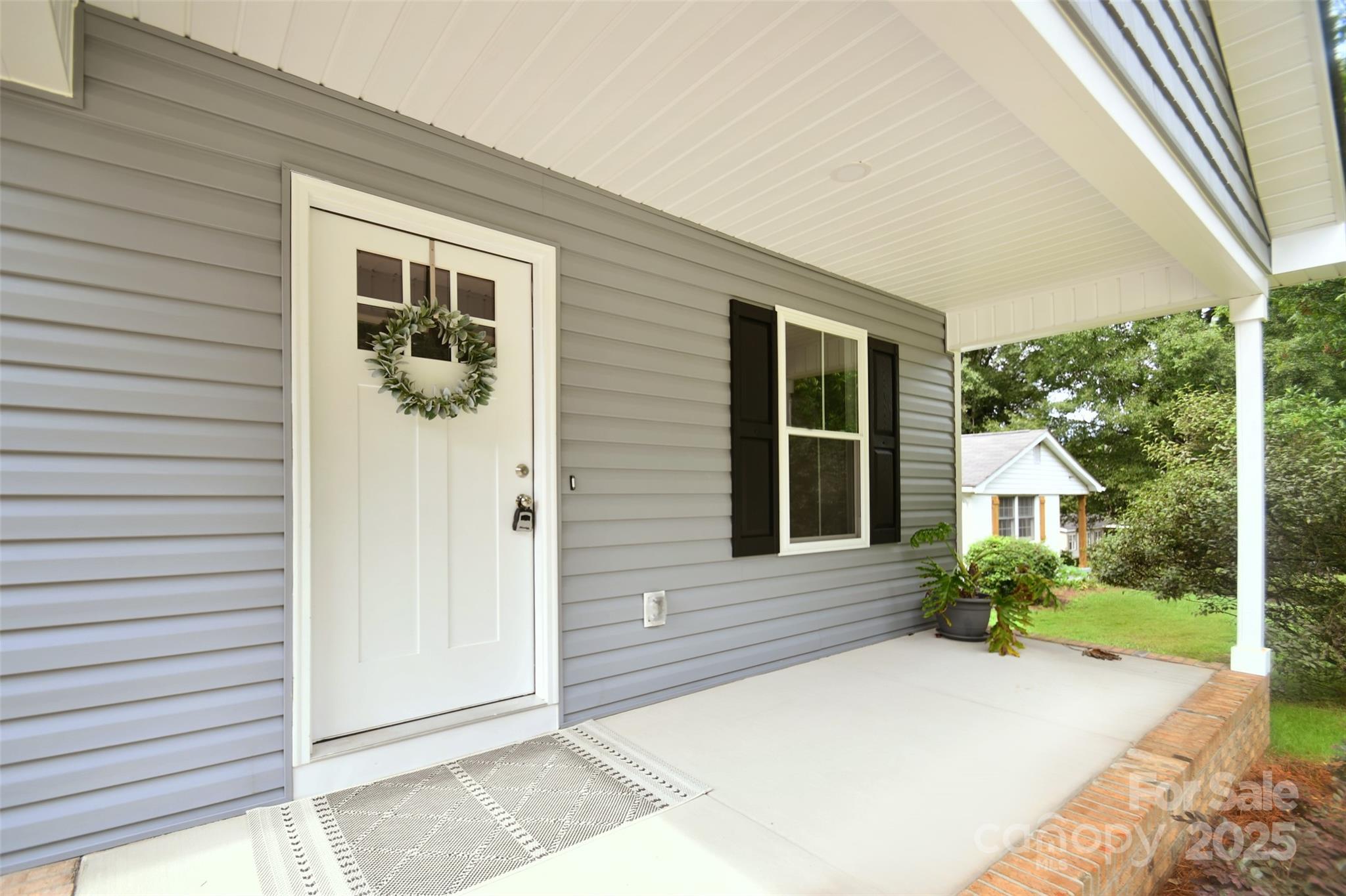 78 Sumner Avenue NW