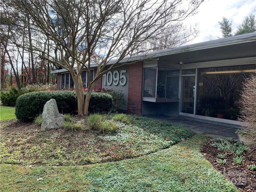 132 USF Office in prestigious Biltmore Forest office building. Interior suite. Perfect for business professional. Shared lobbies and conference room. Convenient to I-40 and I-26.