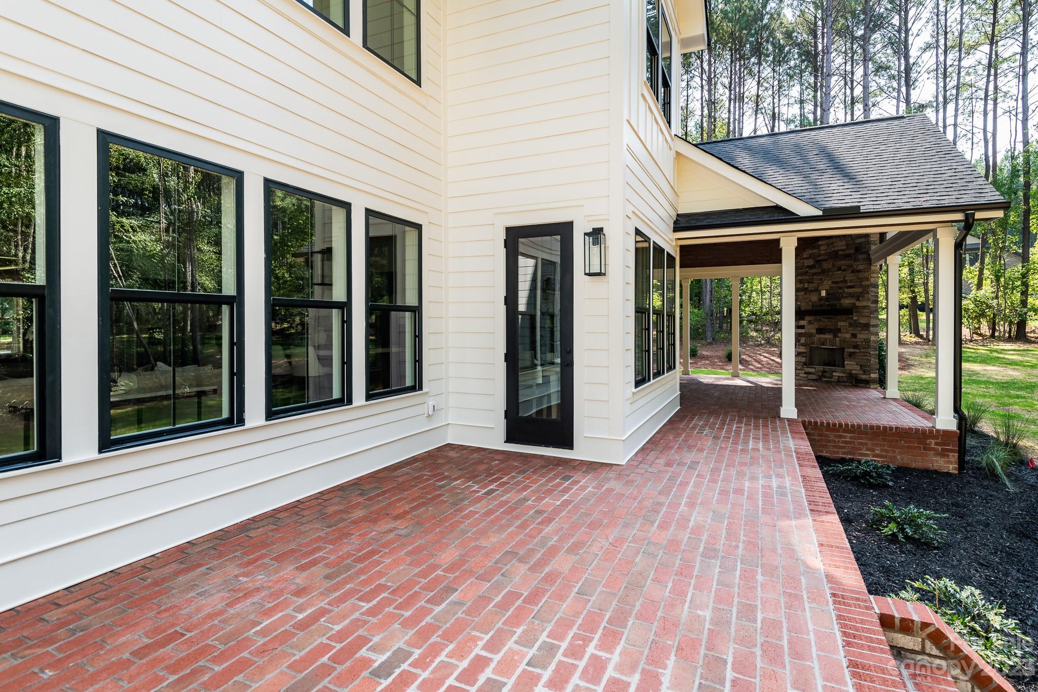 Falls Cove - Residential