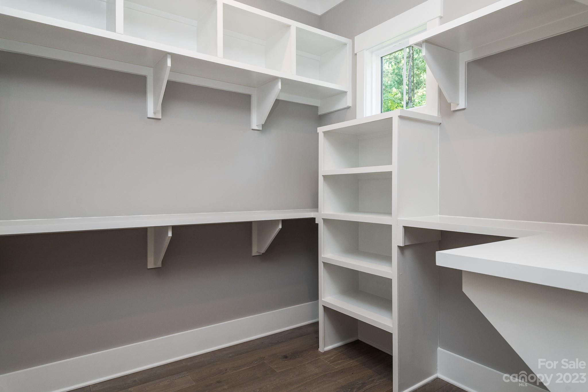 Falls Cove - Residential