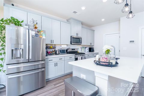 126 Guardian Gate Drive Mooresville NC 28115