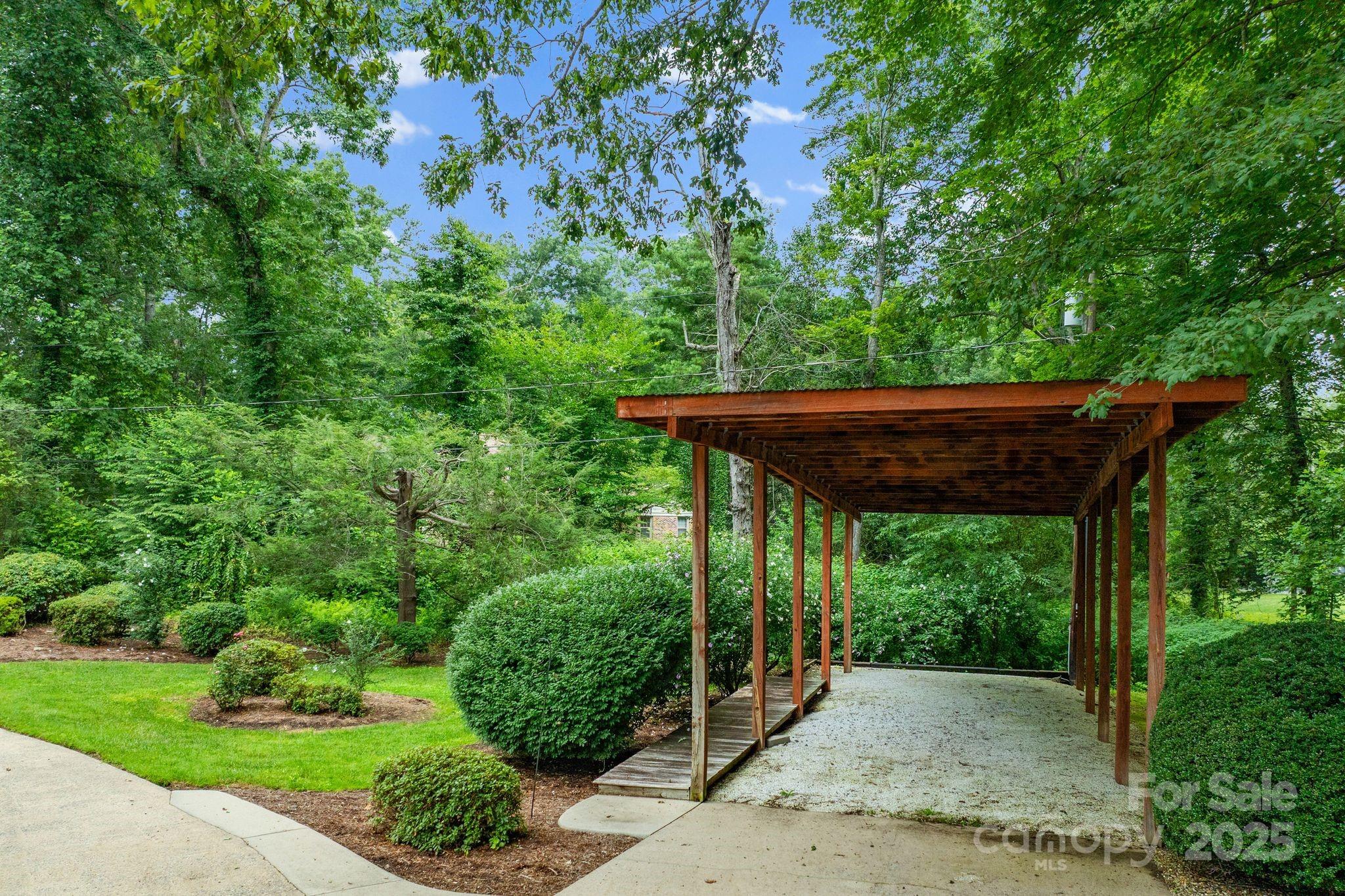 6693 Brevard Road