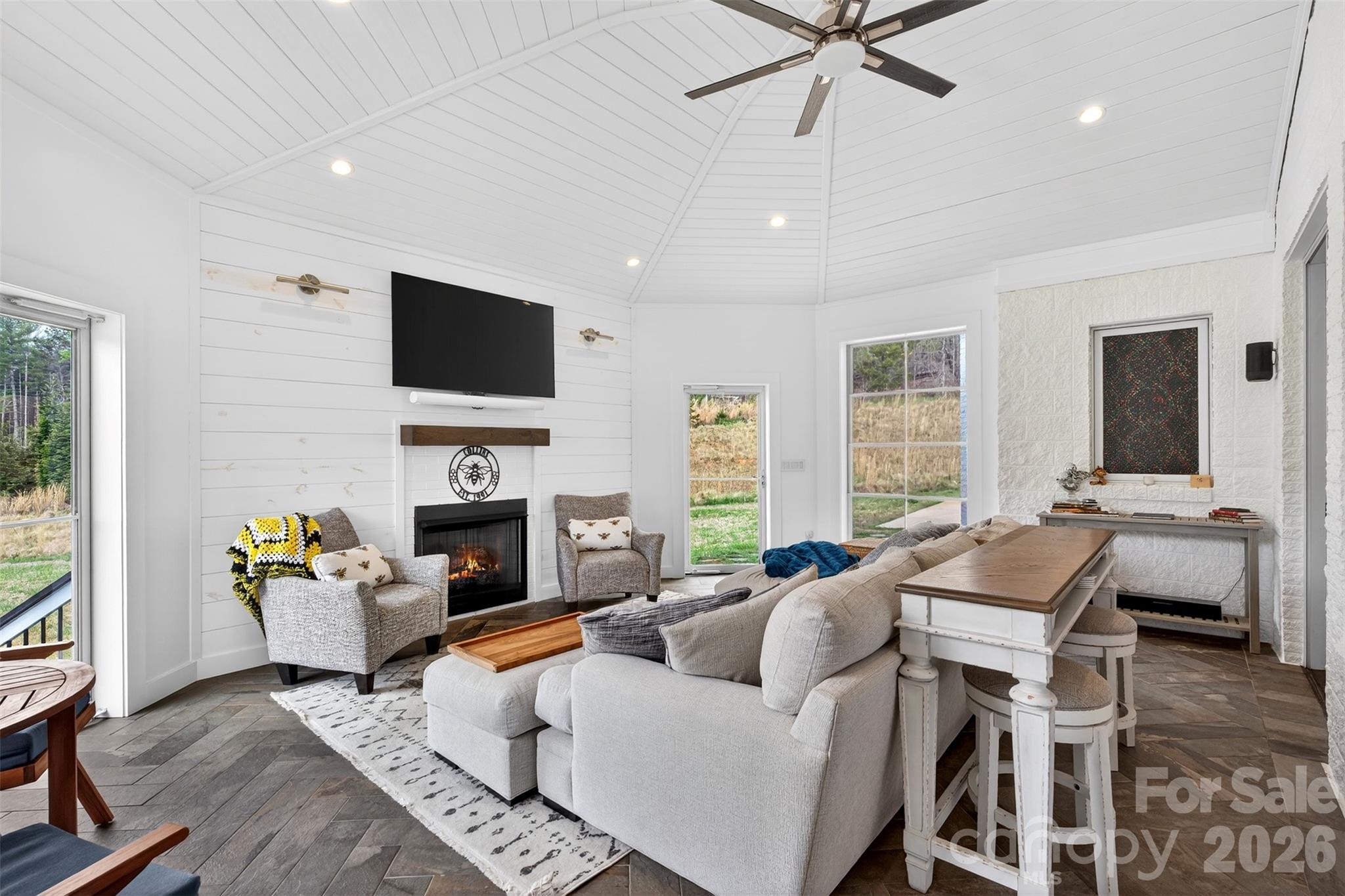 Spring Hill Farms - Residential