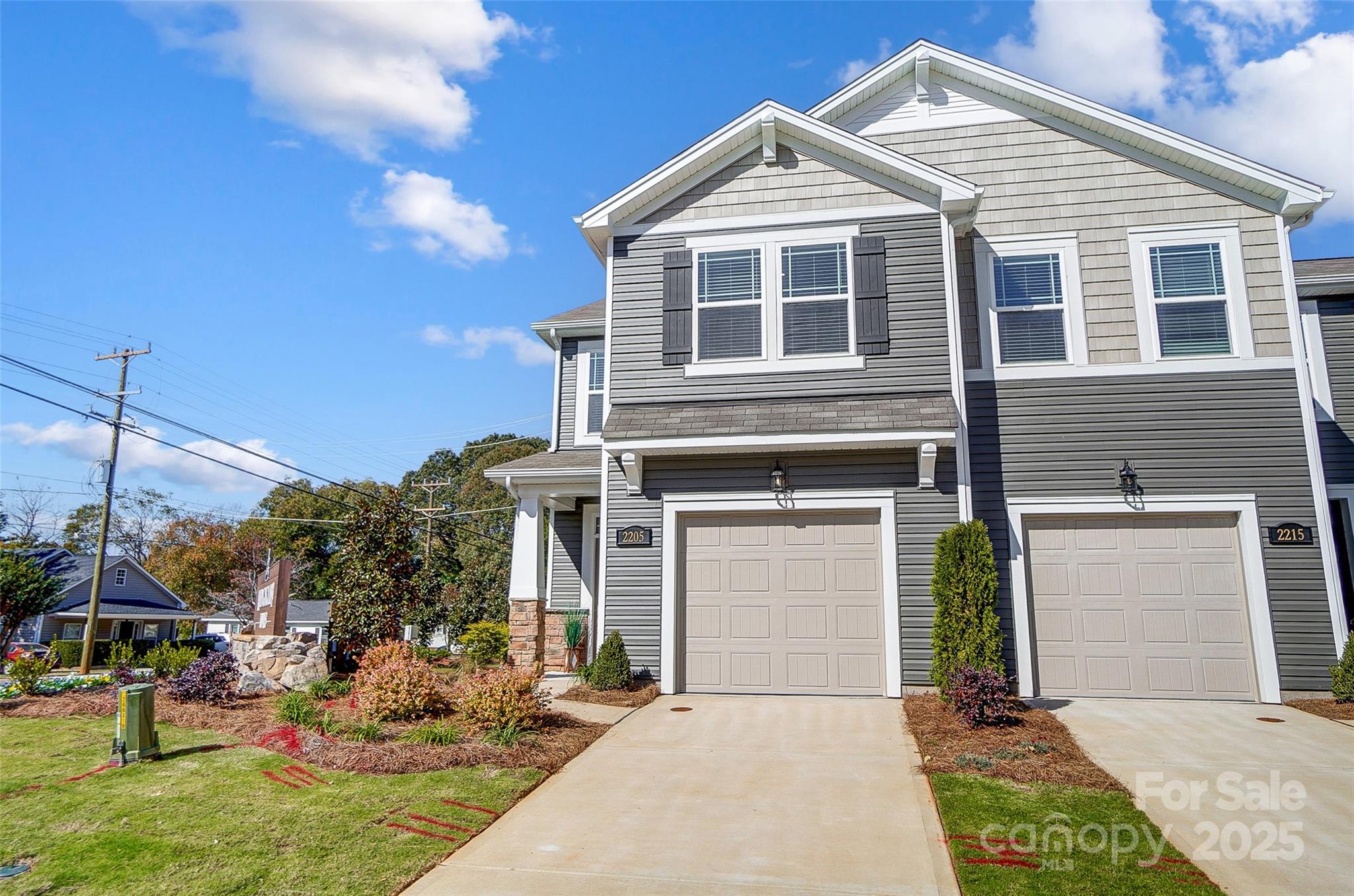 2365 Hedgecliff Road
