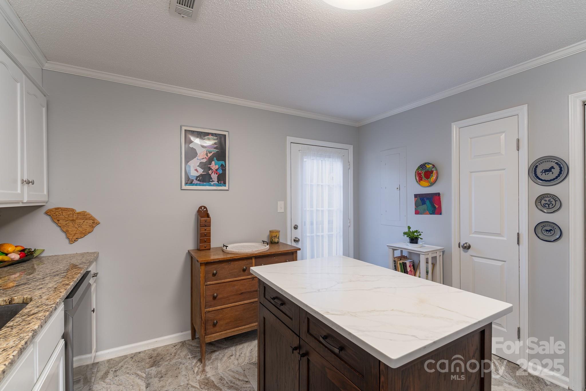 Olde Pointe - Residential