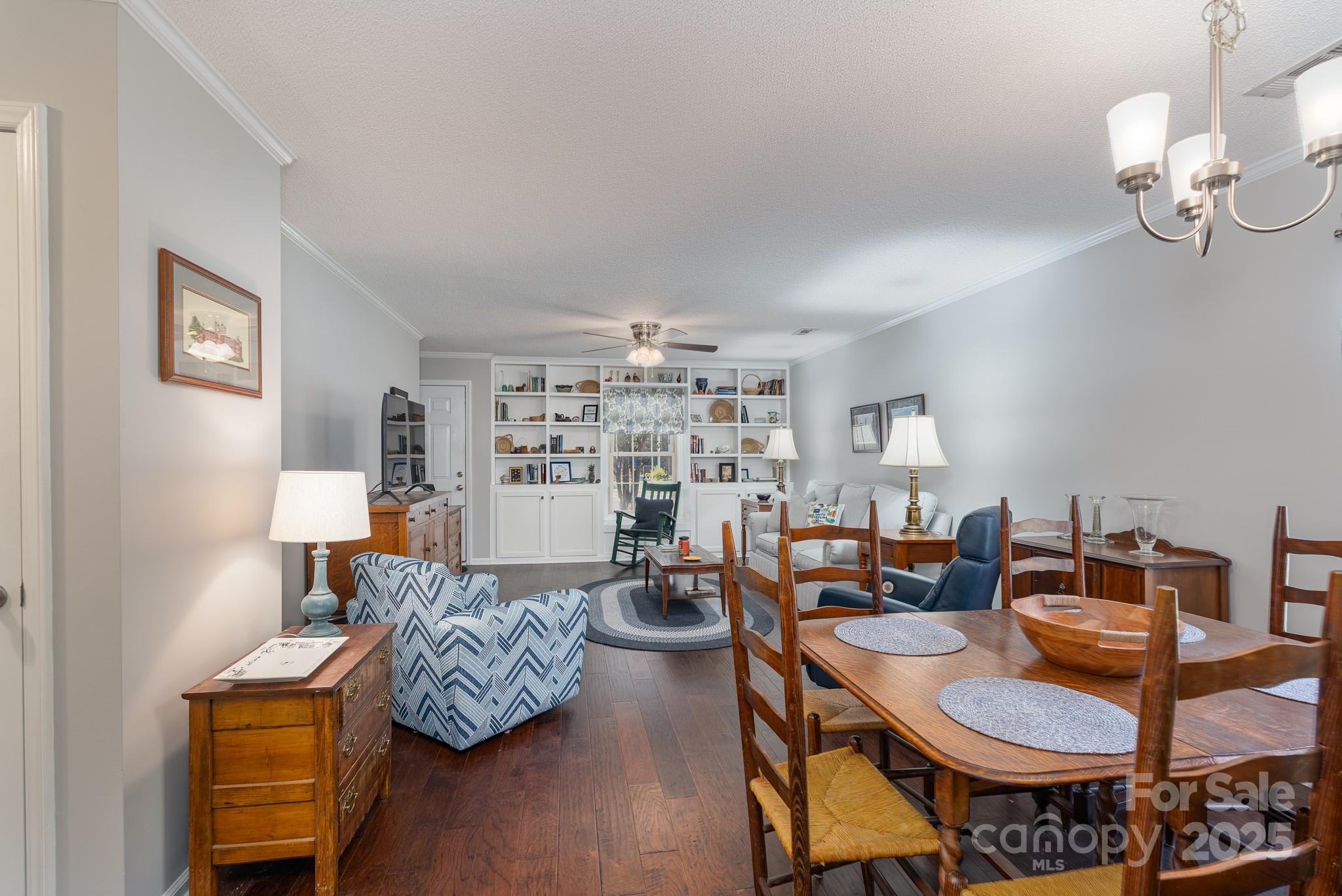 Olde Pointe - Residential