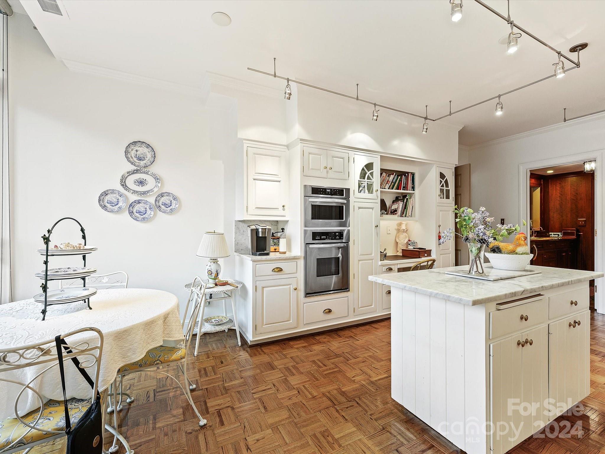 Morrocroft Place - Residential