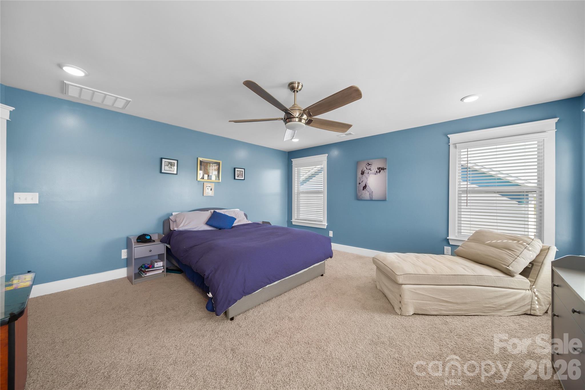 Robinson Oaks - Residential