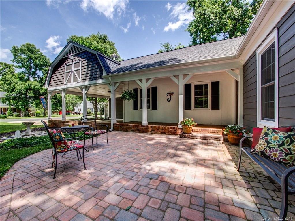 Governors Square - Residential