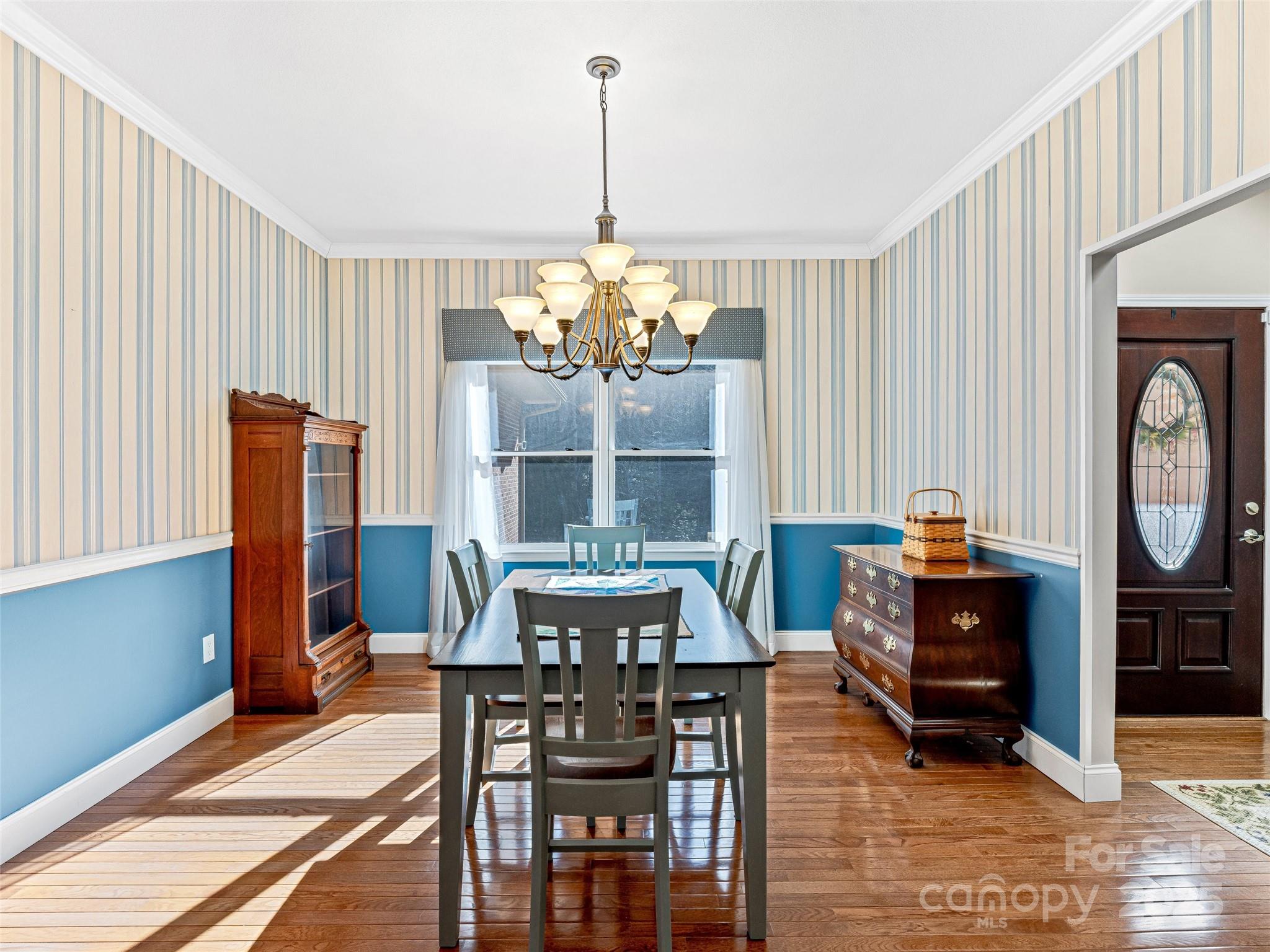 872 Aberdeen Lane