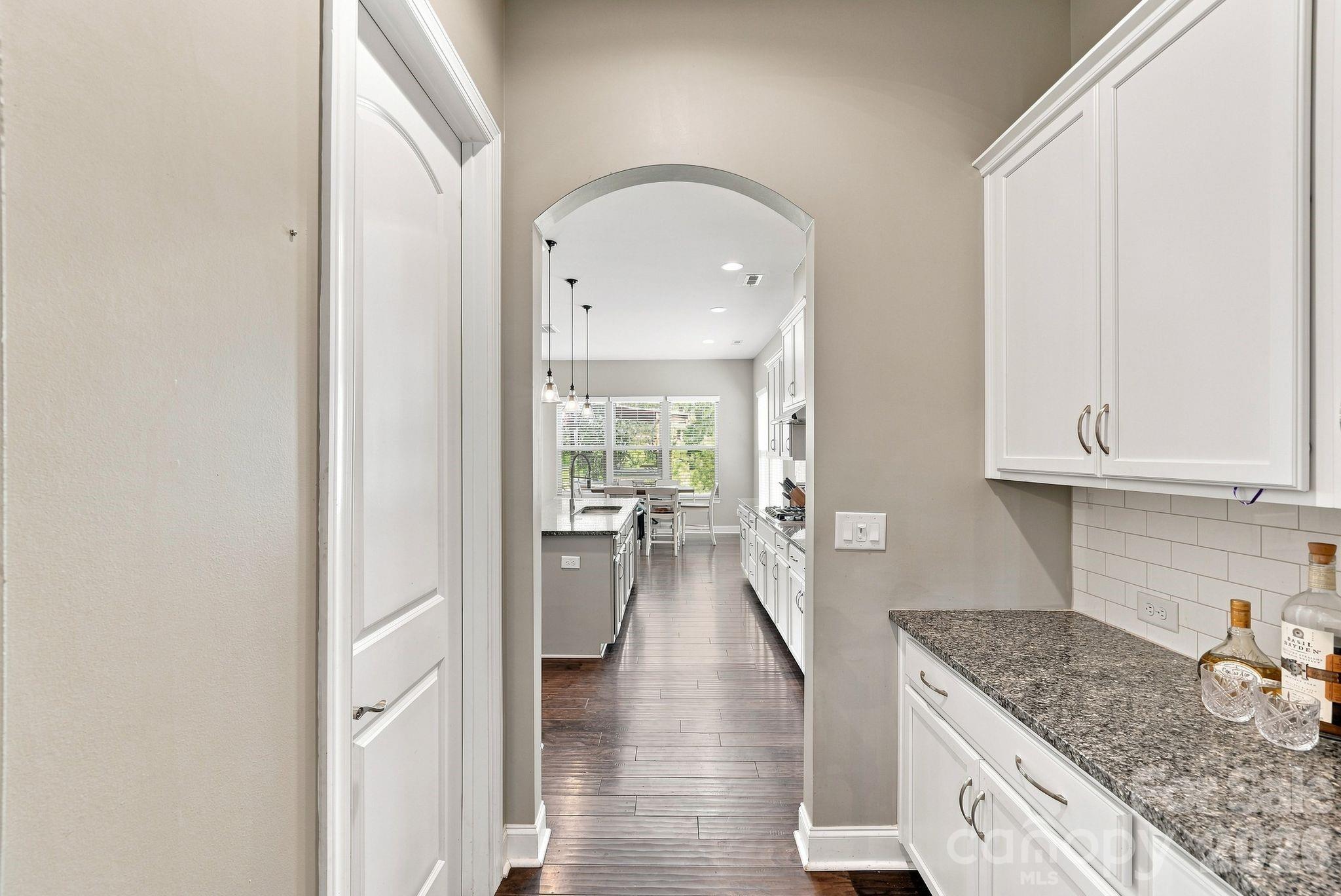 5009 Lydgate Drive