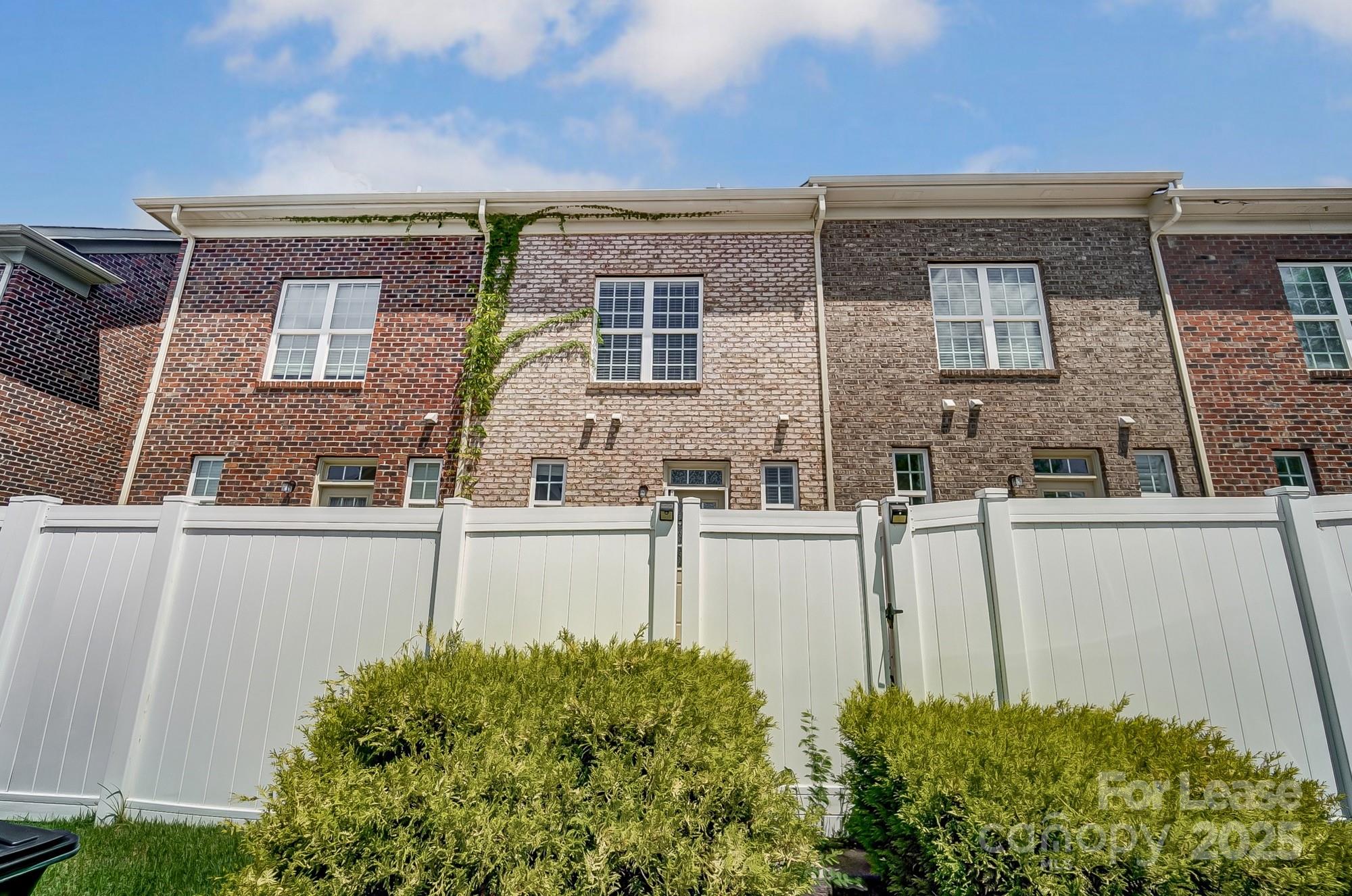Cedar Walk - Residential Lease