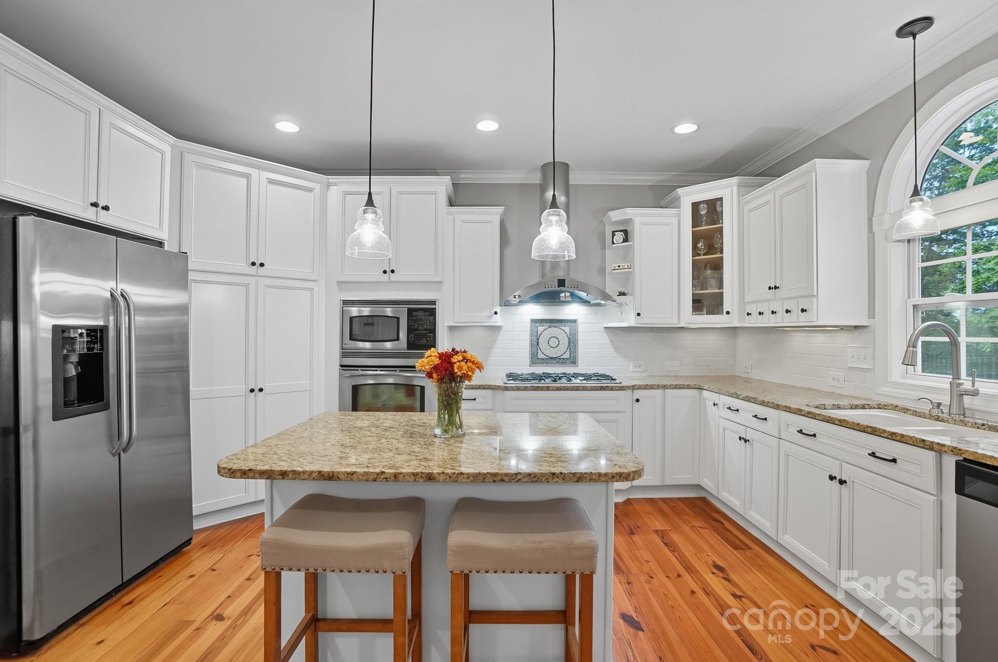 Lake Shore - Residential