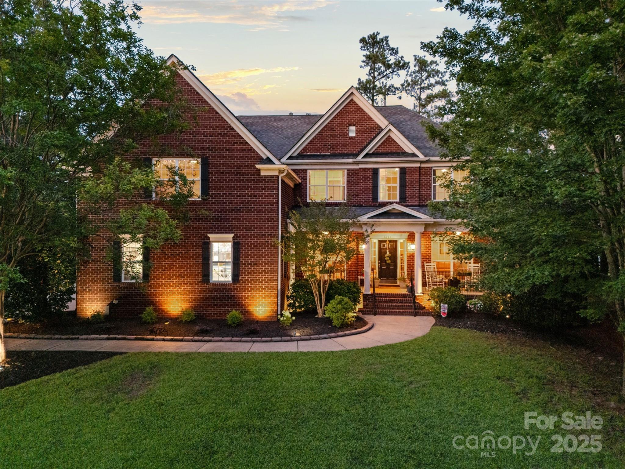 Lake Shore - Residential