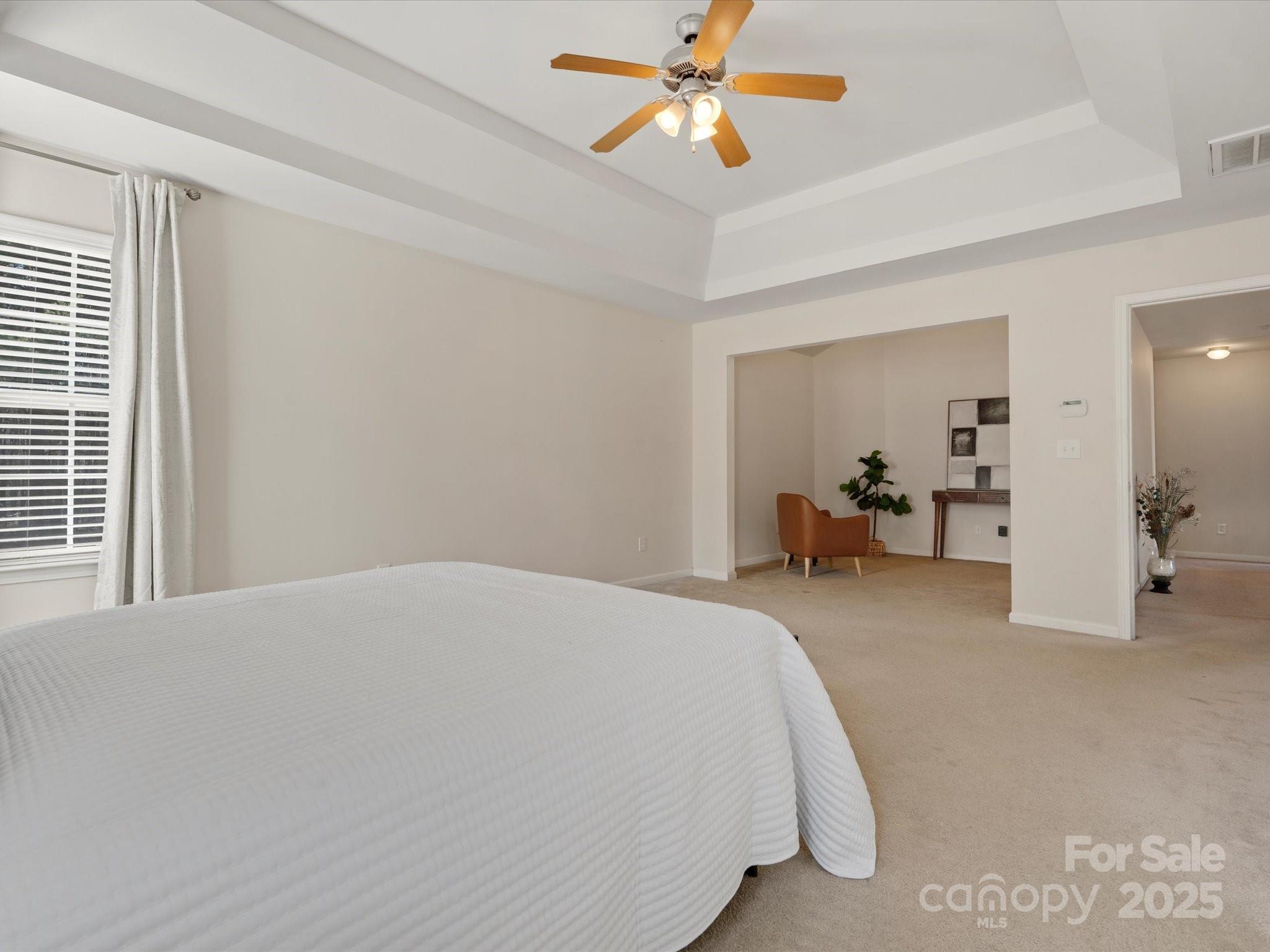 Sandy Pointe - Residential