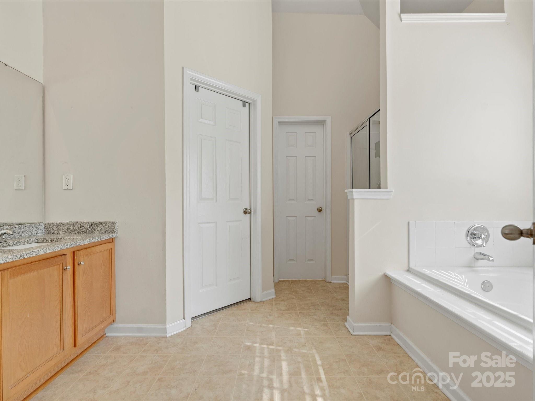 Sandy Pointe - Residential