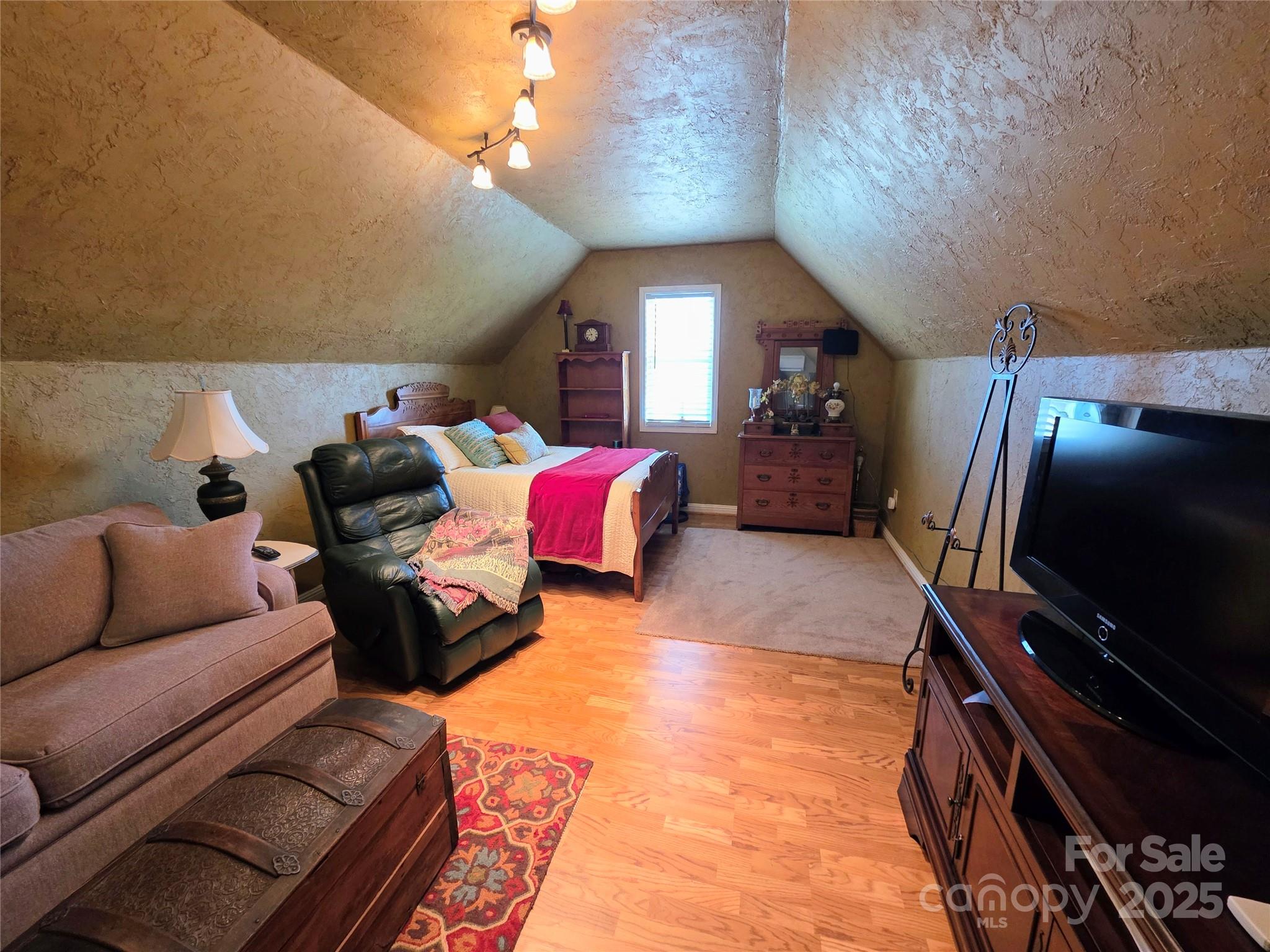 Carltons Ridge - Residential