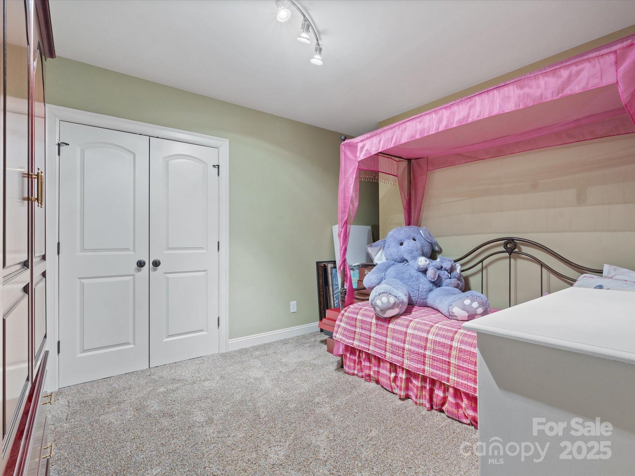 Providence Downs - Residential