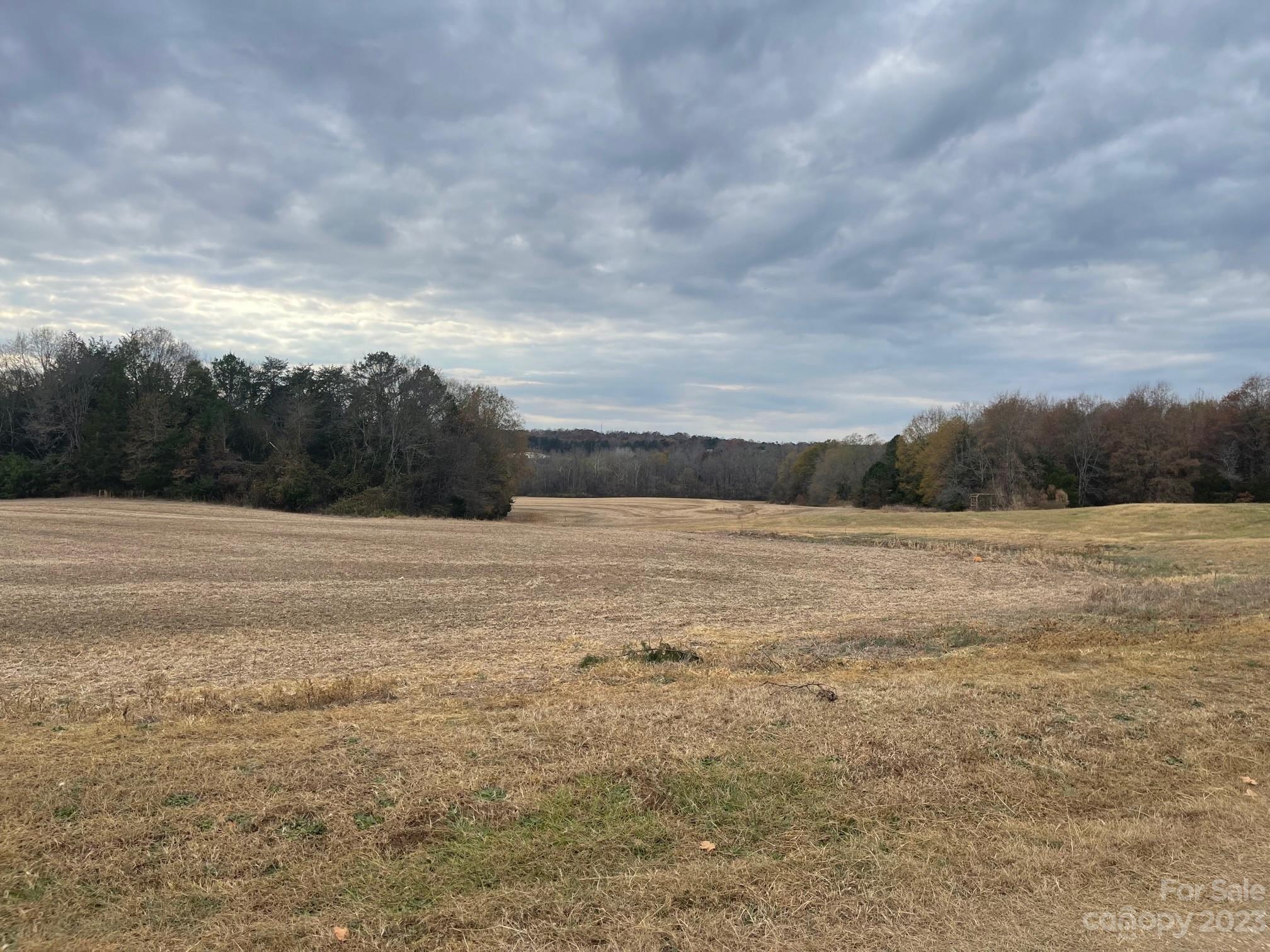 2423 Jim Johnson Road