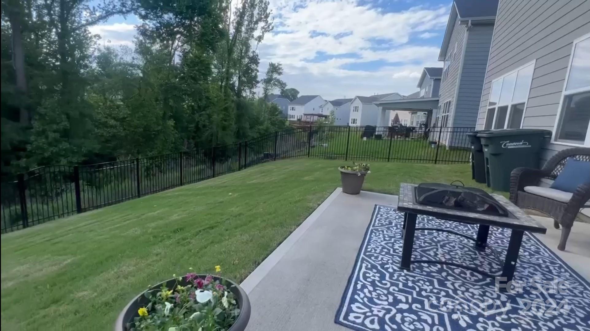 Lantana - Residential