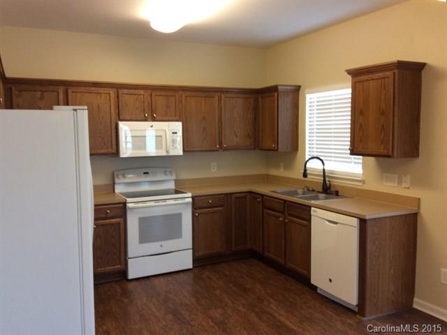 Rocky River Crossing - Residential Lease