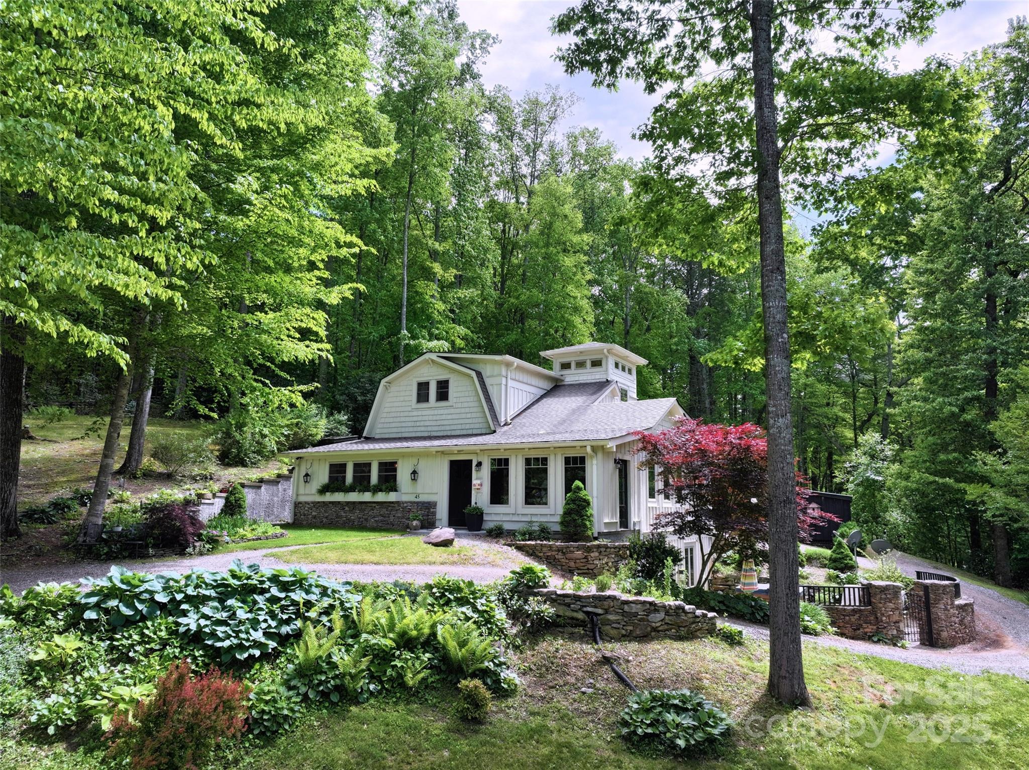 45 Gracious Lane