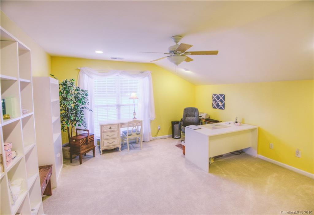 Four Seasons At Gold Hill - Residential