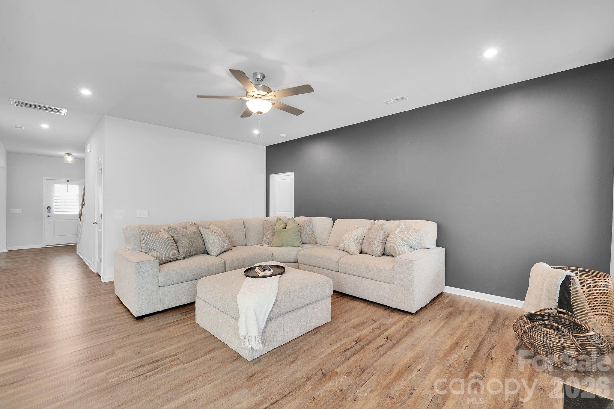 Clairmont - Residential