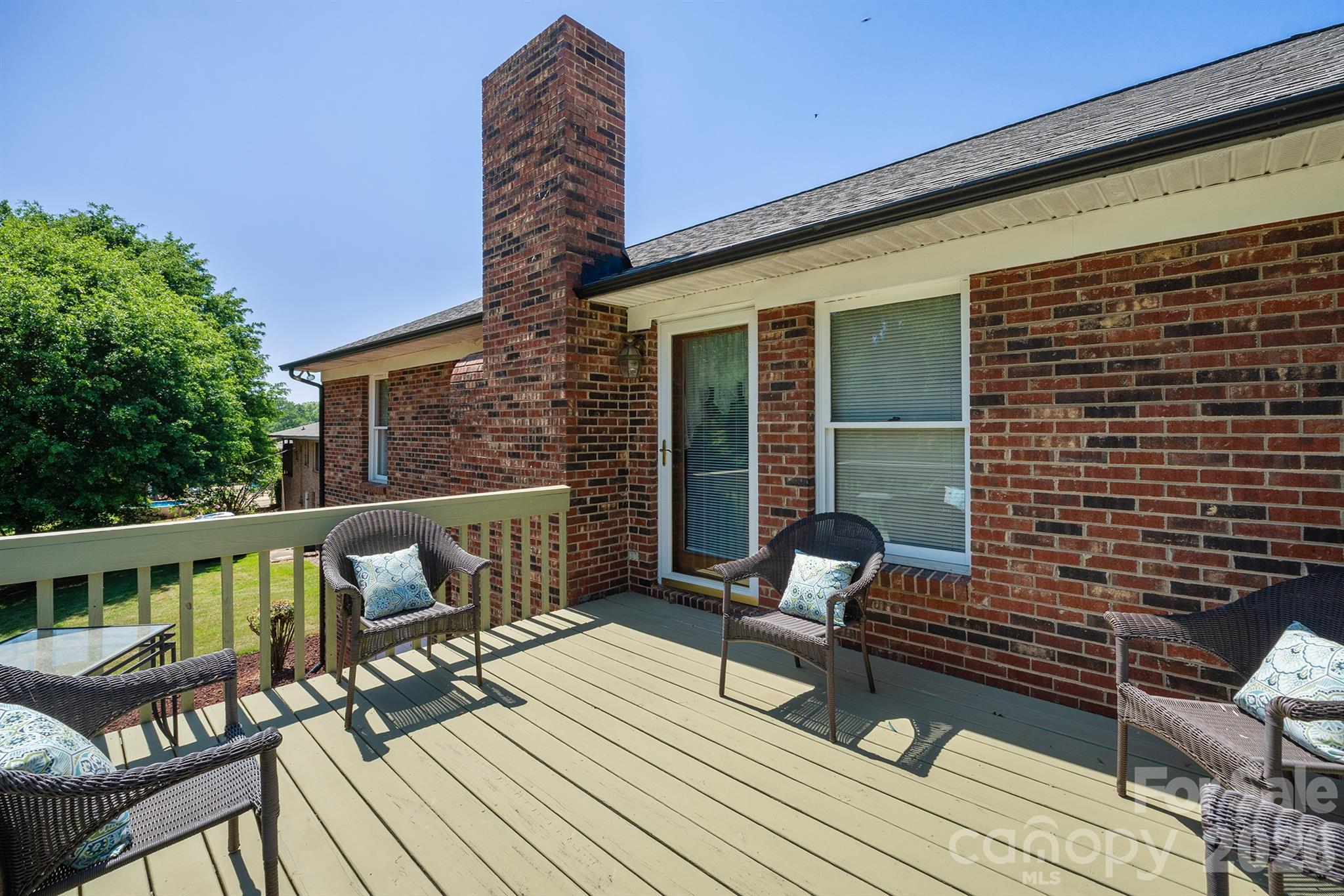 105 Rock Creek Drive