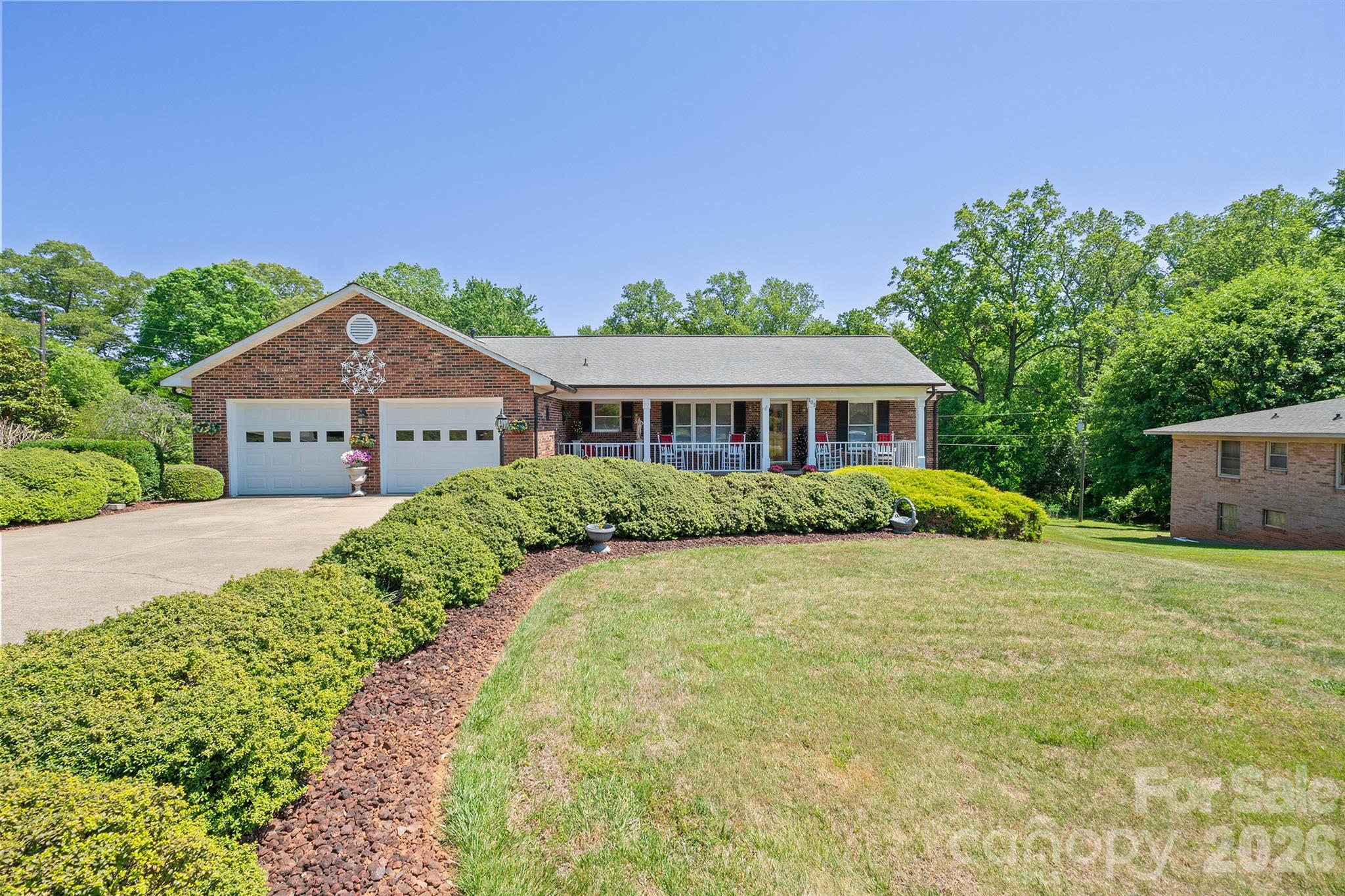 Photo 1 of 38 — 105 Rock Creek Drive, Lincolnton, NC 28092