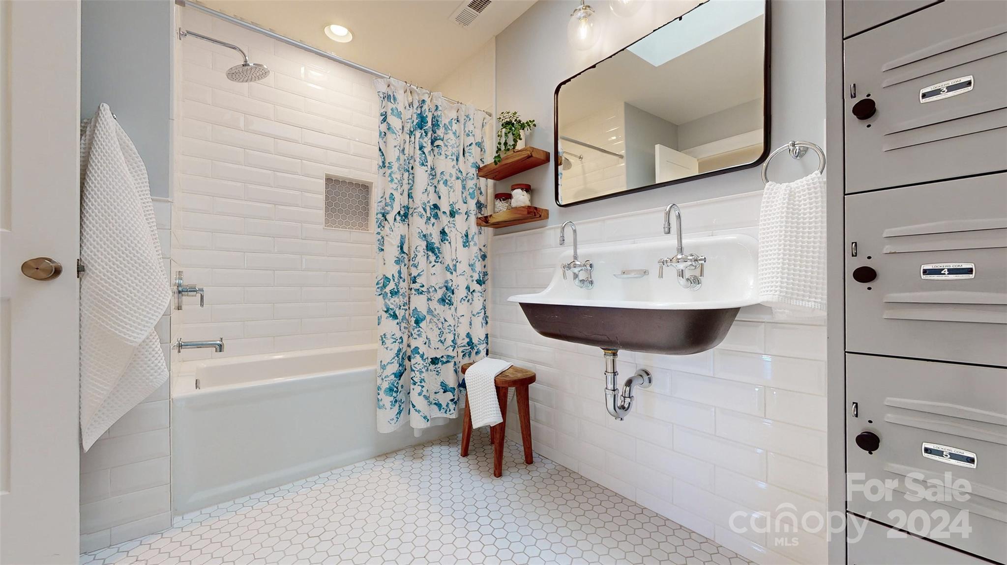 Providence Country Club - Residential