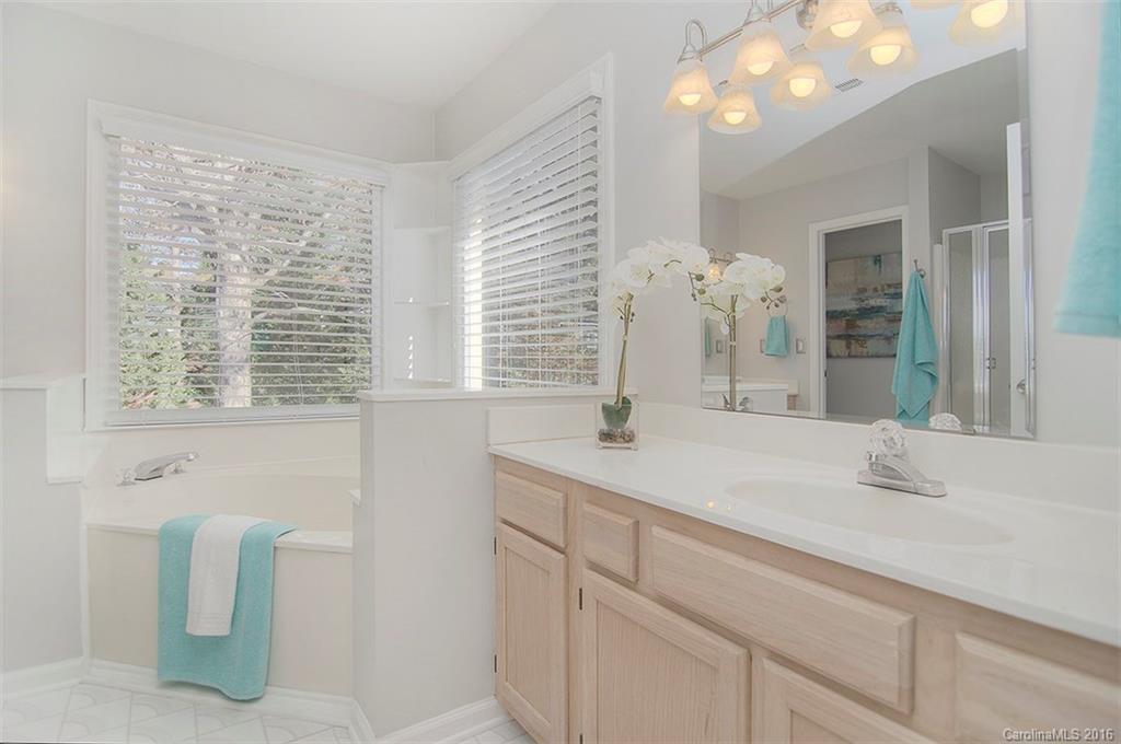 Tega Cay - Residential