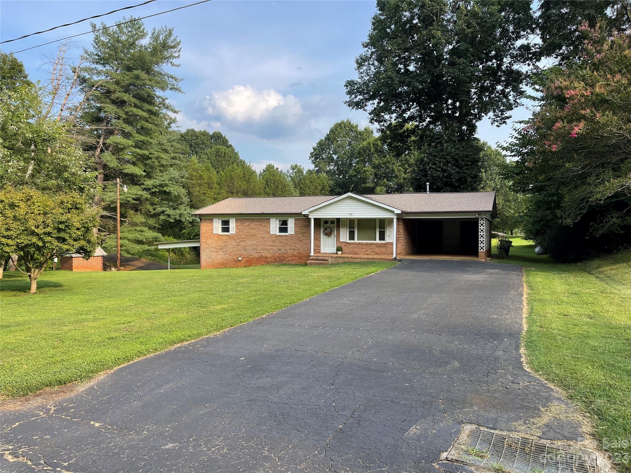 Windy Hill Acres - Residential