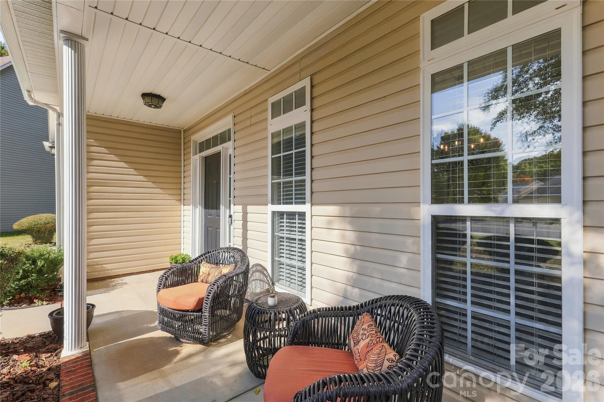 2121 Thurles Court